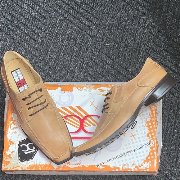 Men’s dress Shoes - Picture 2 of 5